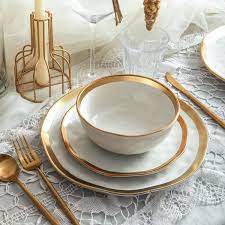 DINNERWARE